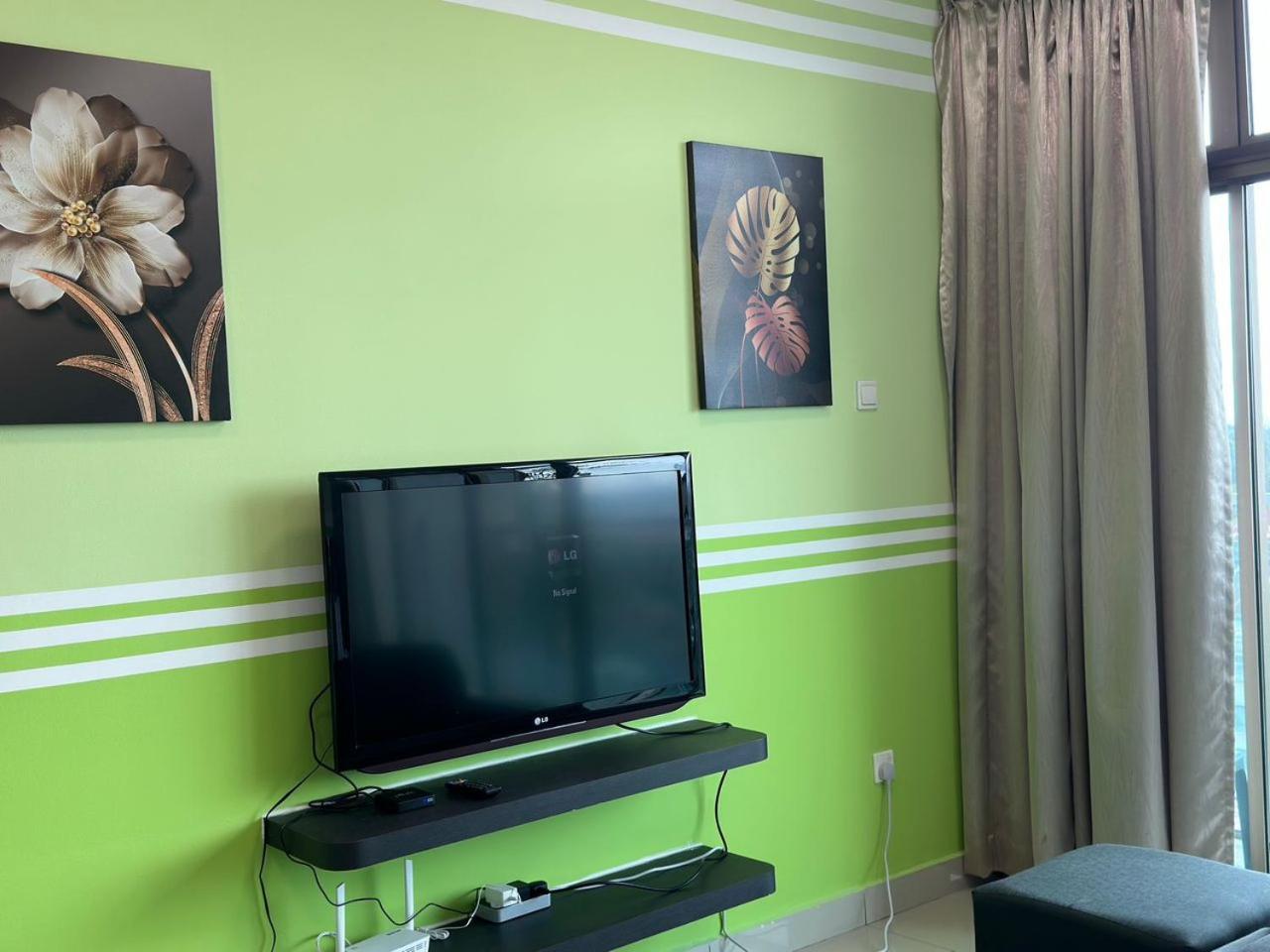 Plazio 1 Bedroom & Apartment