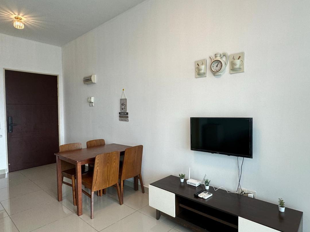 Plazio 1 Bedroom & *