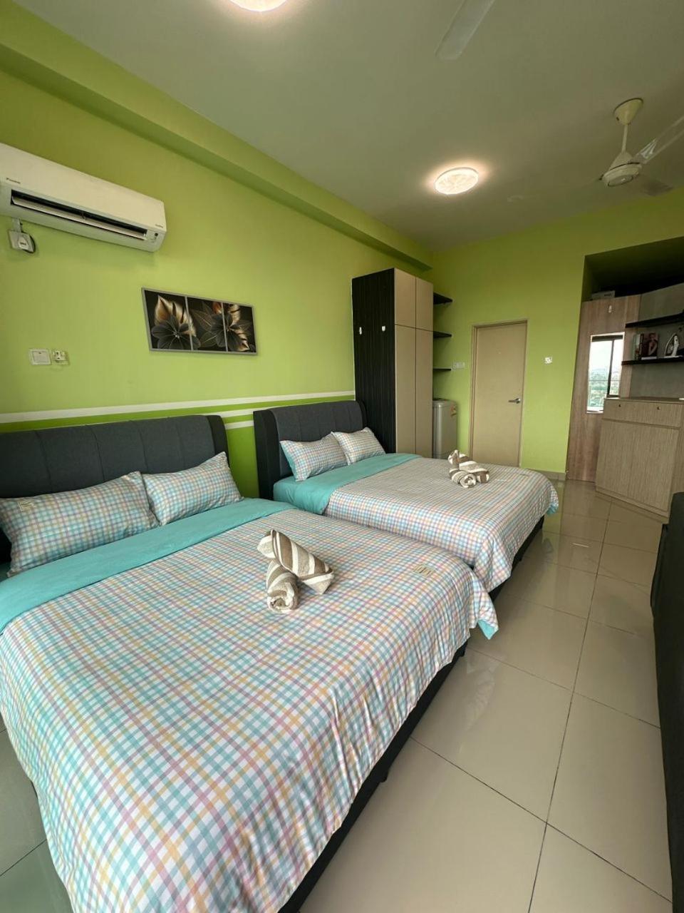 Plazio 1 Bedroom & Apartment *